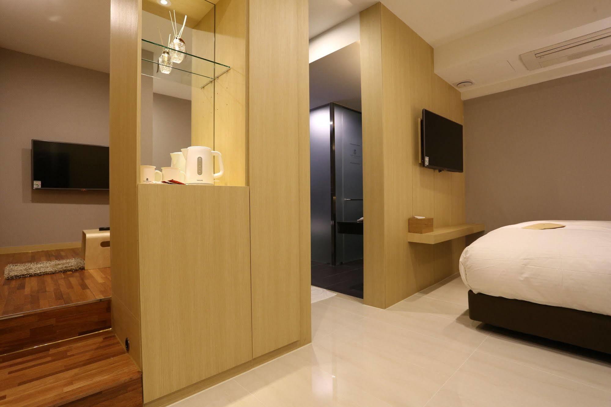 Suwon Top Cloud Hotel Luaran gambar