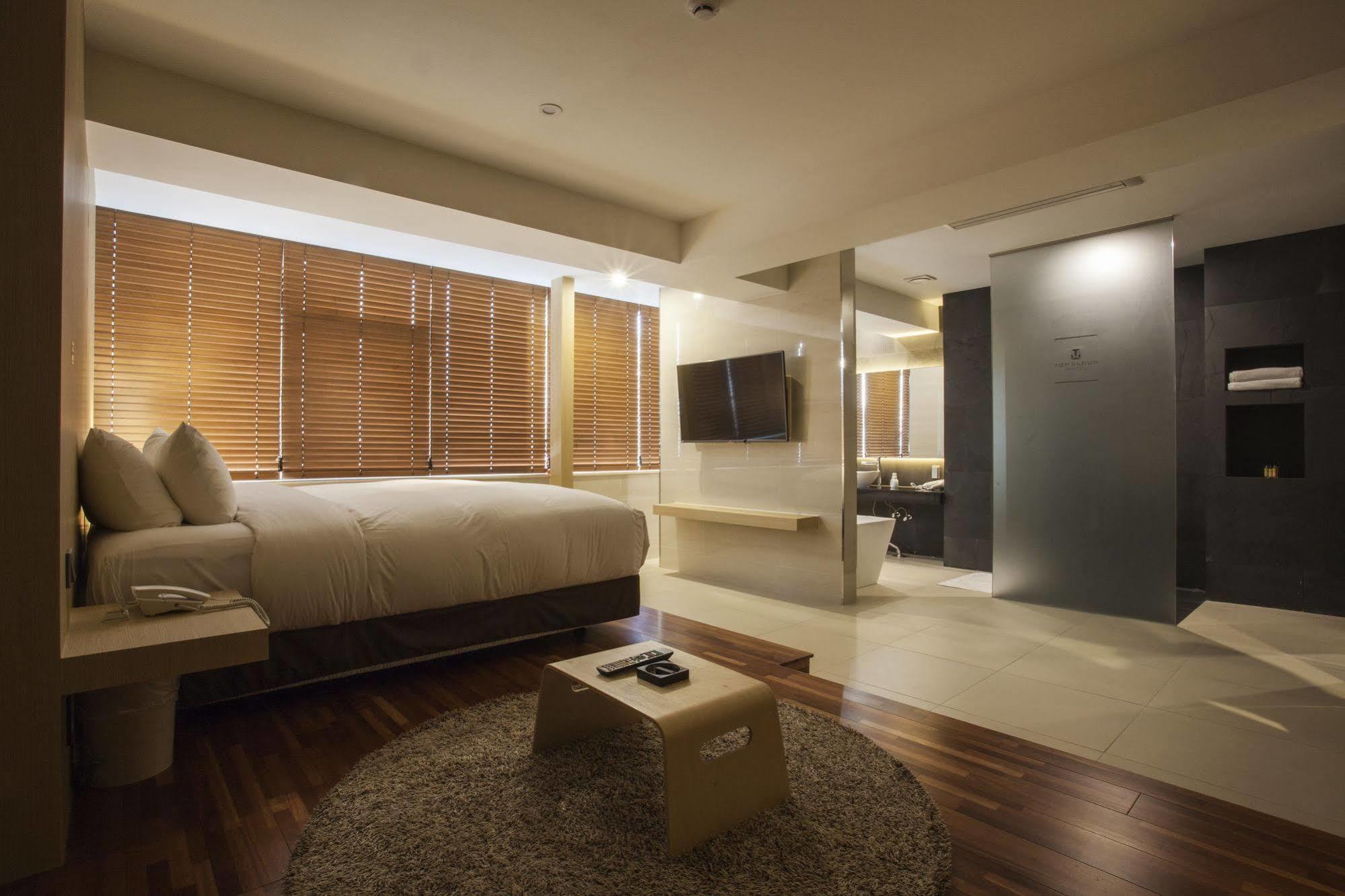 Suwon Top Cloud Hotel Luaran gambar