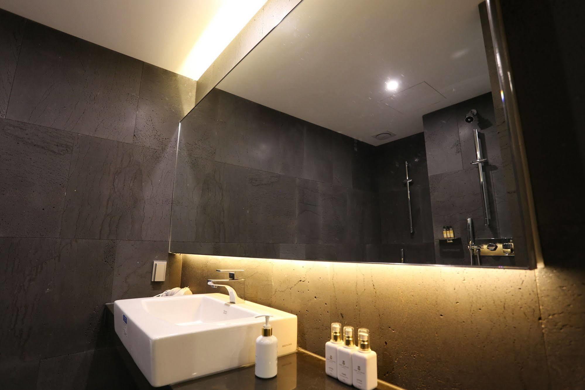 Suwon Top Cloud Hotel Luaran gambar